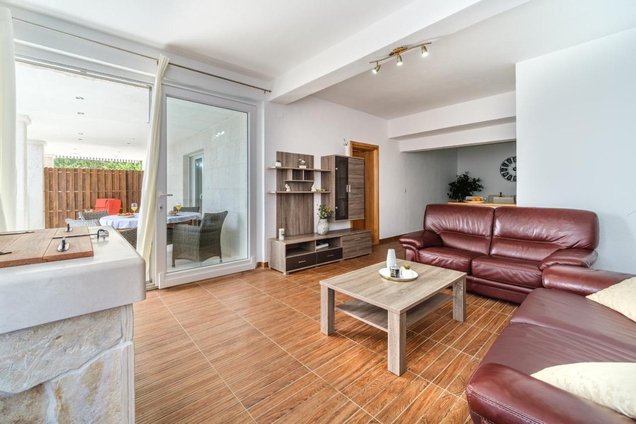 Rooms Plaza Divuje Murvica  Kültér fotó